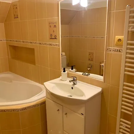 Vanessa Lipová-lázně